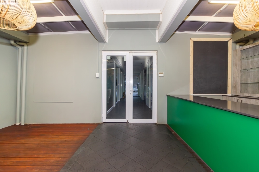 To Let commercial Property for Rent in Walmer Eastern Cape